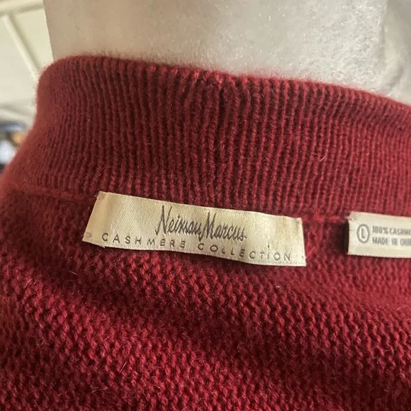 Neiman Marcus - Picture 3 of 3